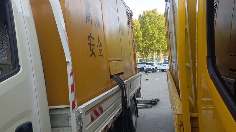 东乌珠穆沁如何判断柴油发电机组和UPS电源的切换时间是否符合要求？